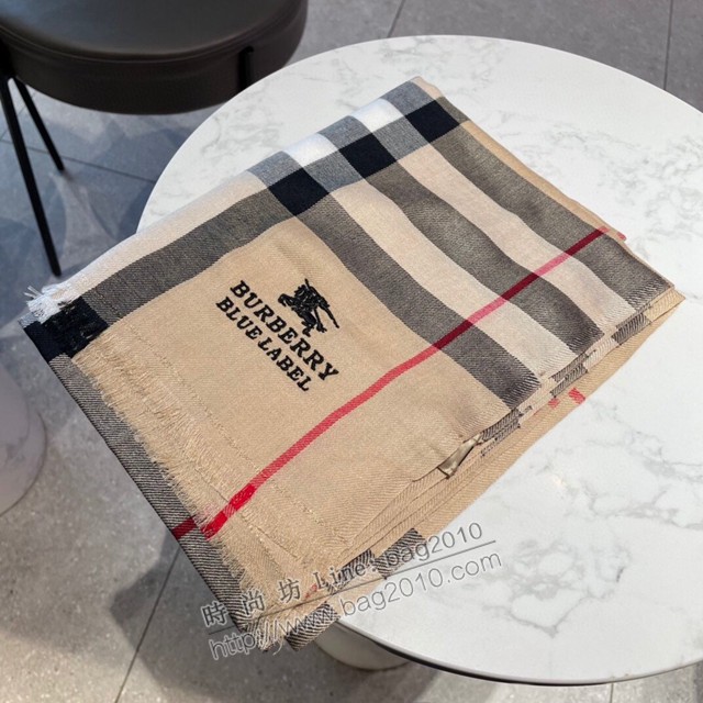 Burberry最新字母塗鴉羊絨長圍巾 巴寶莉2021新款格子羊絨圍巾  mmj1525